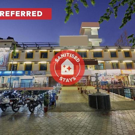 Capital O Hotel Samanvi International Belur  Eksteriør bilde