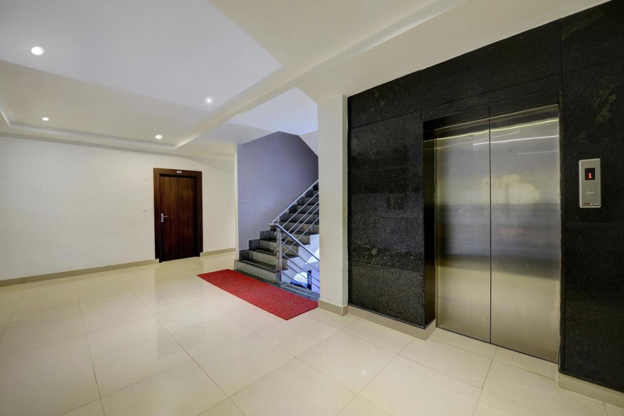 Capital O Hotel Samanvi International Belur  Eksteriør bilde
